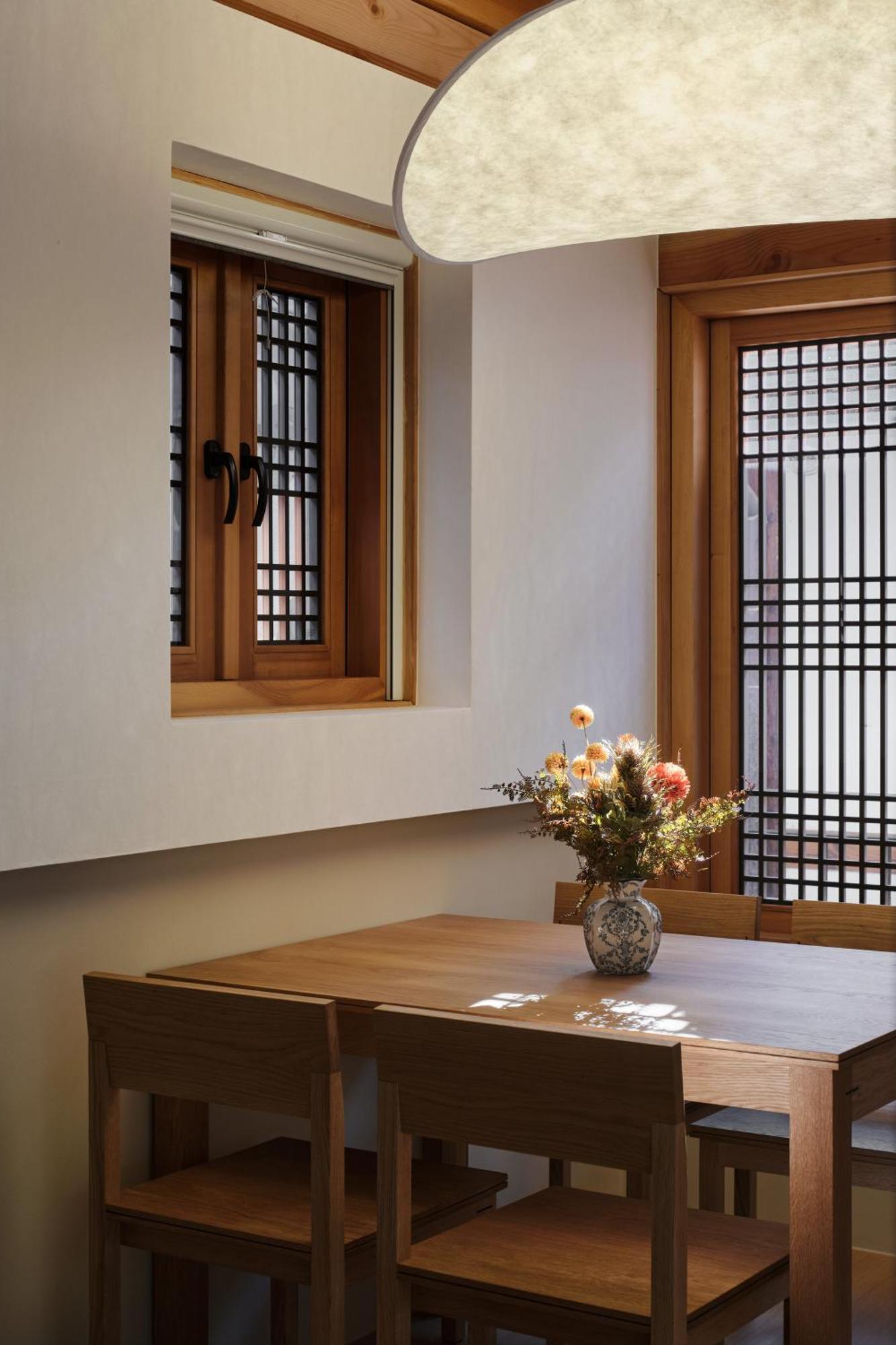 The Korean Traditional Hanok In Downtown Seoul For Convenient Public Transportation - Seoul Ari Εξωτερικό φωτογραφία