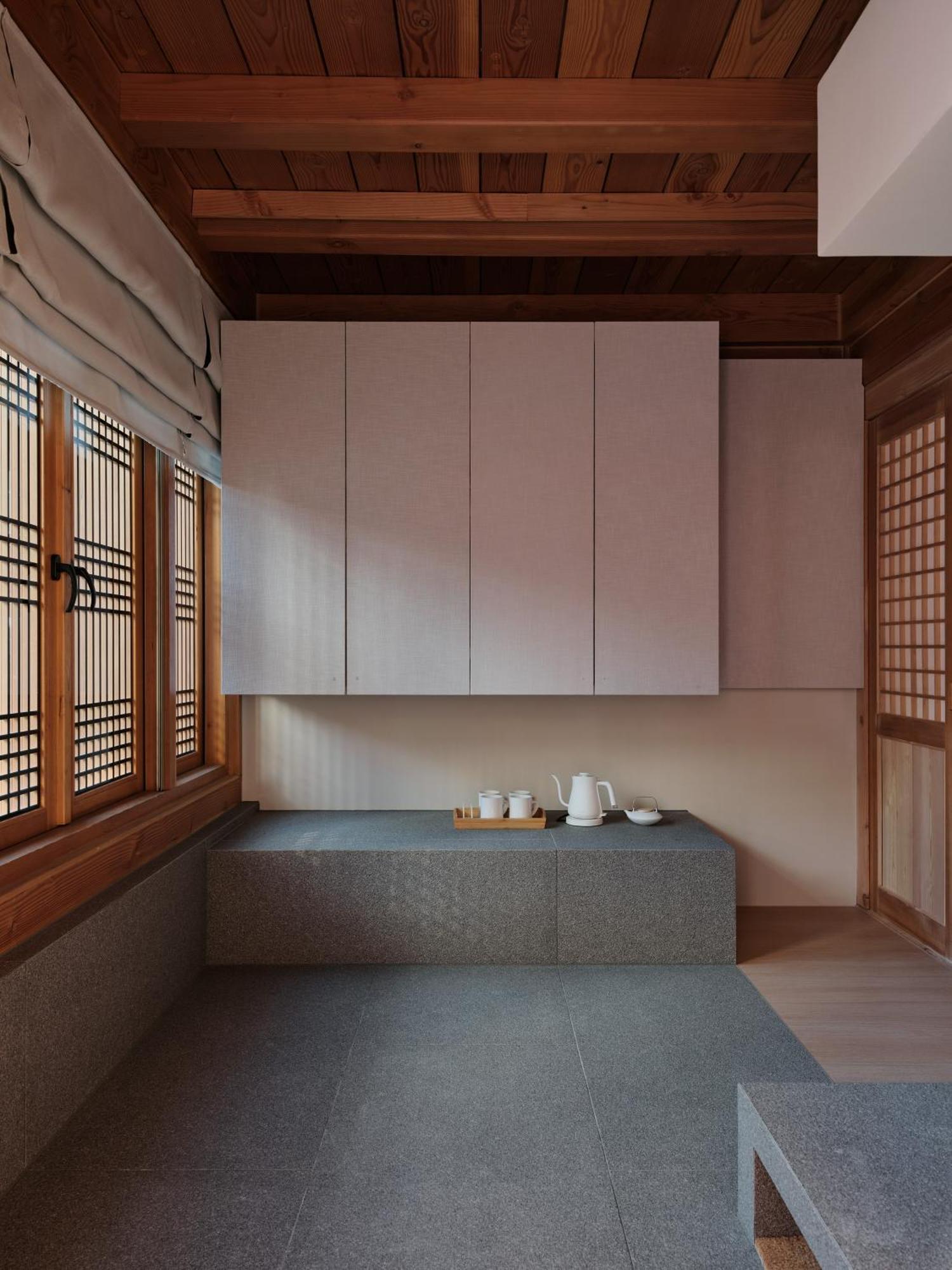 The Korean Traditional Hanok In Downtown Seoul For Convenient Public Transportation - Seoul Ari Εξωτερικό φωτογραφία